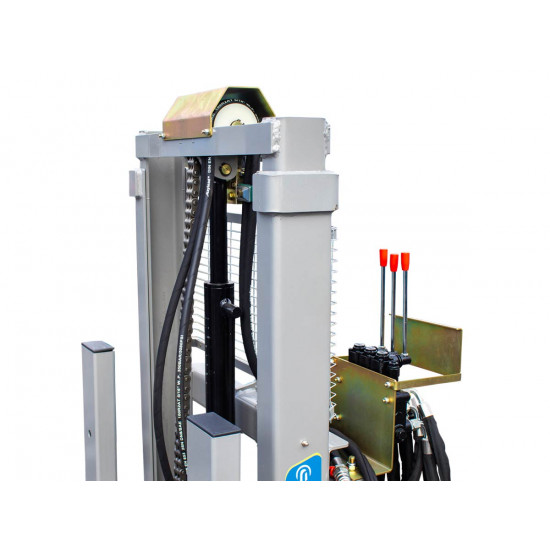 Виличен повдигач за трактор 800 кг. Graecus CLARK800 DUPLEX180