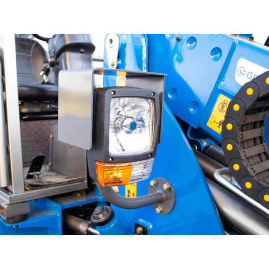 Мини телескопичен колесен товарач хидростатичен 4х4 Graecus T-LD10 HST