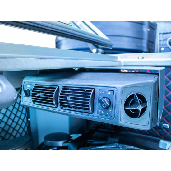 Телескопичен челен товарач с кабина и 4х4 Graecus T-LD16 Cab