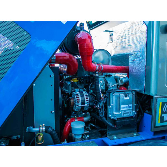 Телескопичен челен товарач с кабина и 4х4 Graecus T-LD16 Cab