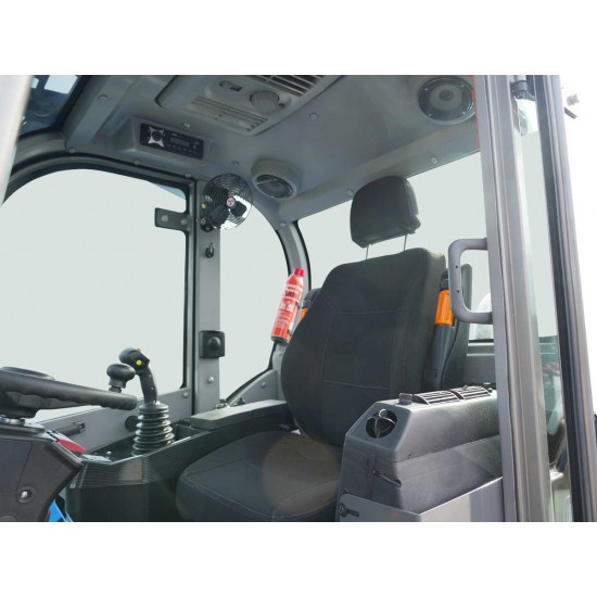 Телескопичен челен товарач с кабина и 4х4 Graecus T-LD23 Cab