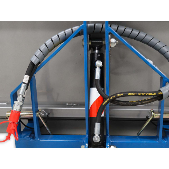 Транспортна кутия с хидравлично разтоварване за трактор Graecus KM140-H